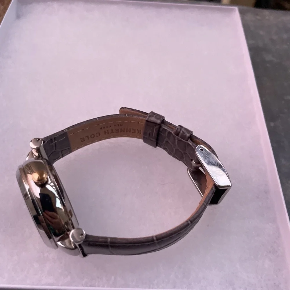 Vintage Kenneth Cole Women's Skeleton water resistant gray leather band Watch